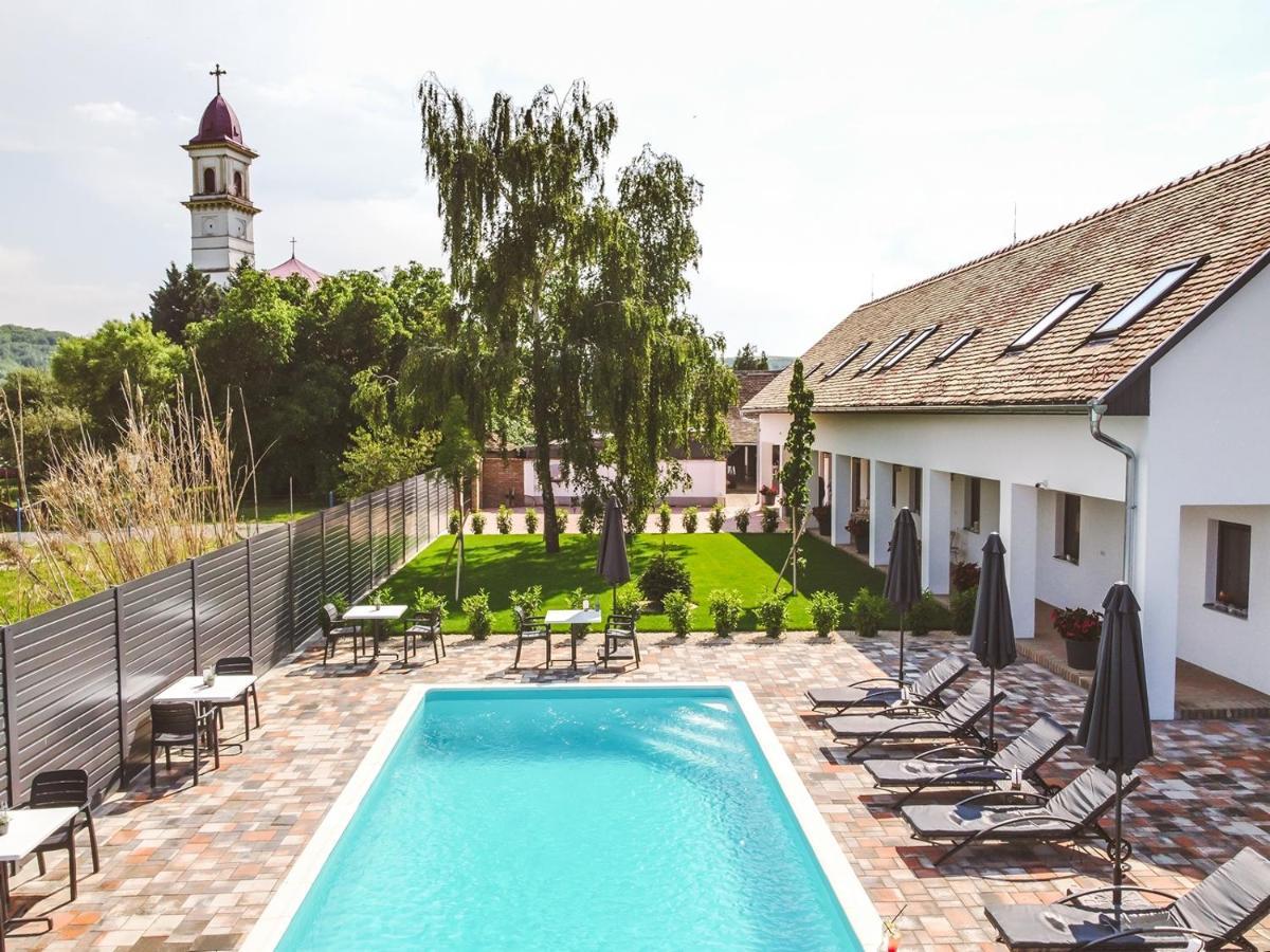 Palkonyha Panzio Speiz Gasztromuhely Bed & Breakfast Palkonya Екстериор снимка