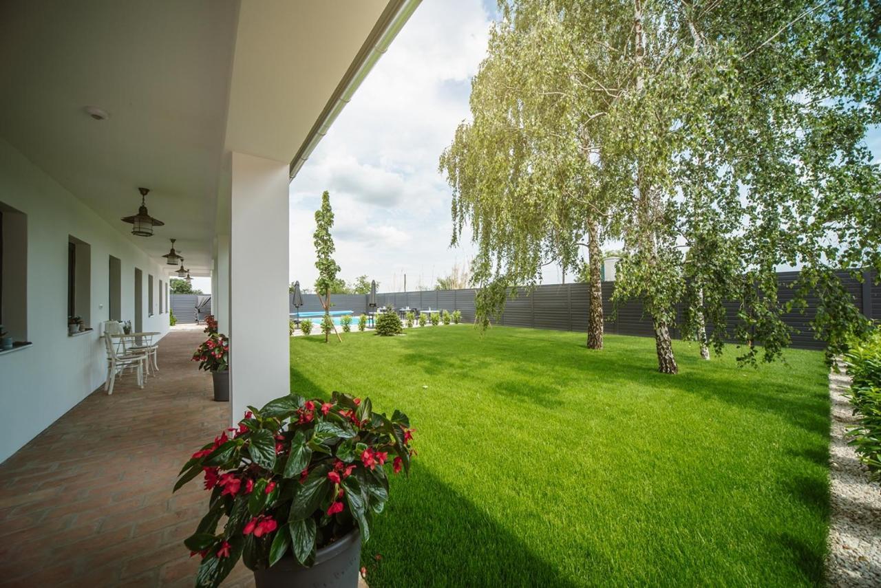 Palkonyha Panzio Speiz Gasztromuhely Bed & Breakfast Palkonya Екстериор снимка